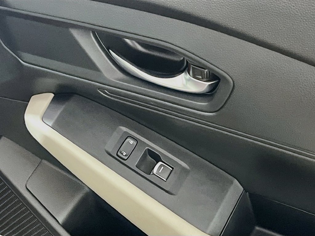 Used 2025 Honda Accord LX image 28
