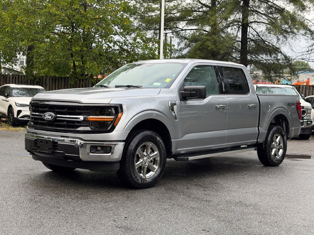 Used 2025 Ford F150 XLT w/ Equipment Group 301A Standard AWD/4WD image 3