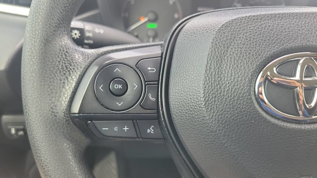 Used 2023 Toyota Corolla LE FWD image 19