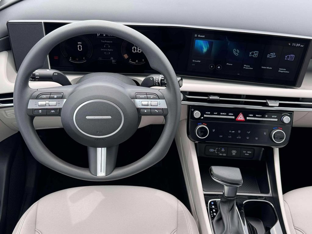 New 2026 Hyundai Tucson SEL image 17