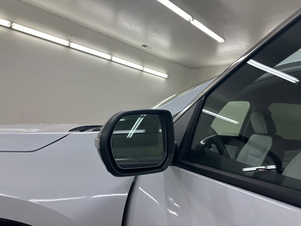 New 2026 Chevrolet Traverse High Country image 15