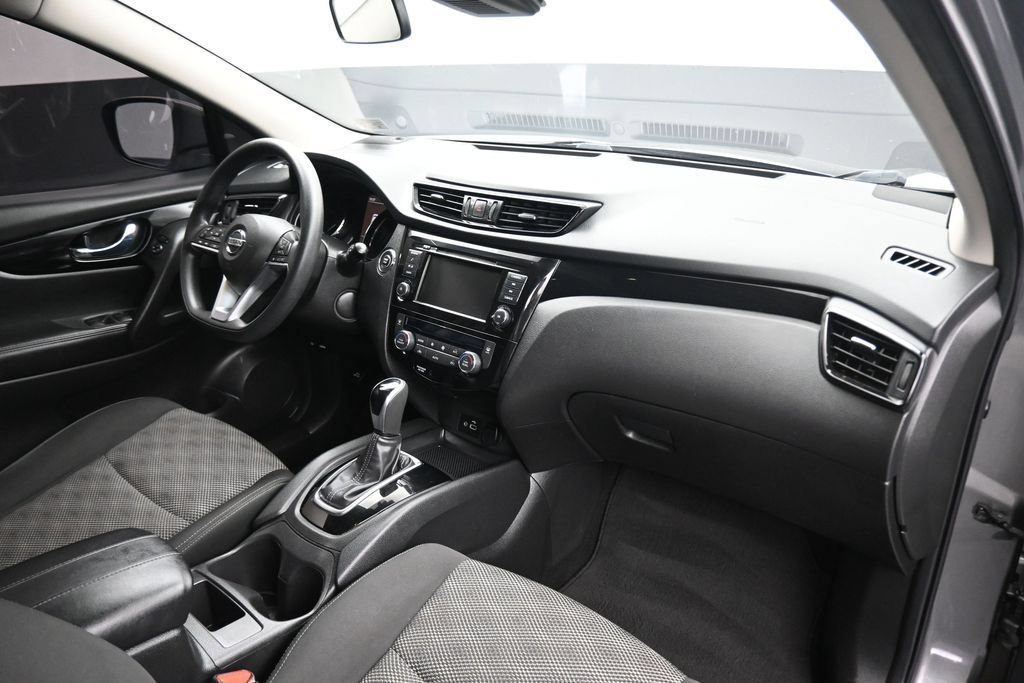 Used 2019 Nissan Rogue Sport SV AWD/4WD image 42