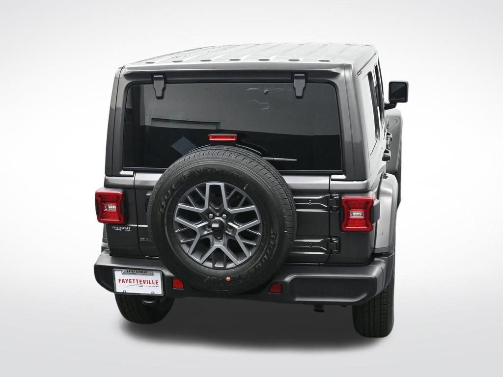 Used 2025 Jeep Wrangler Sahara AWD/4WD image 27