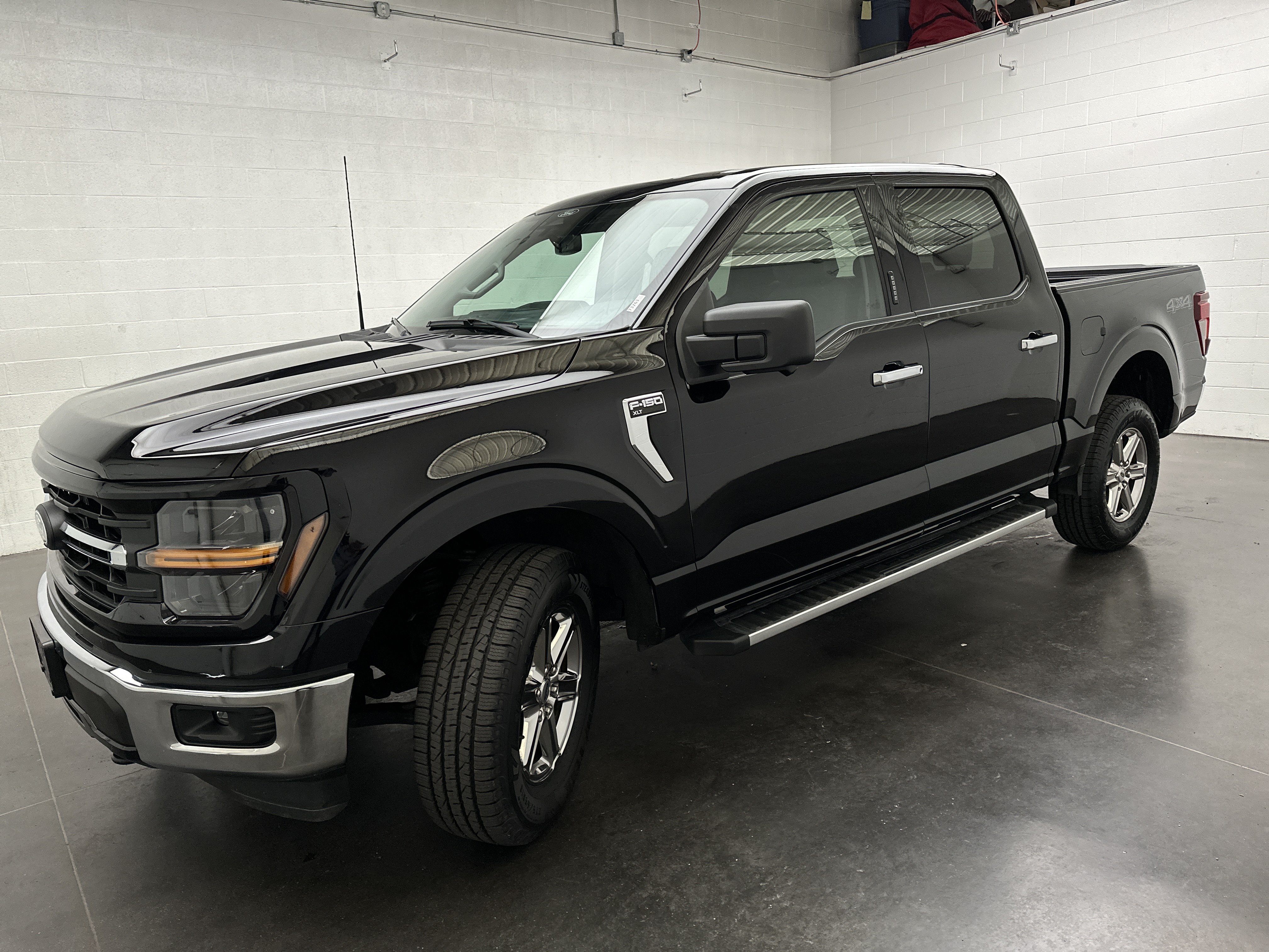 Used 2024 Ford F150 XLT AWD/4WD image 4