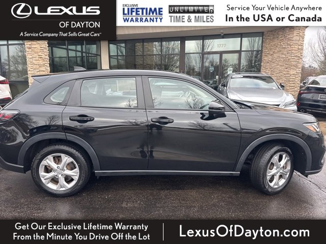 Used 2023 Honda HR-V LX image 2