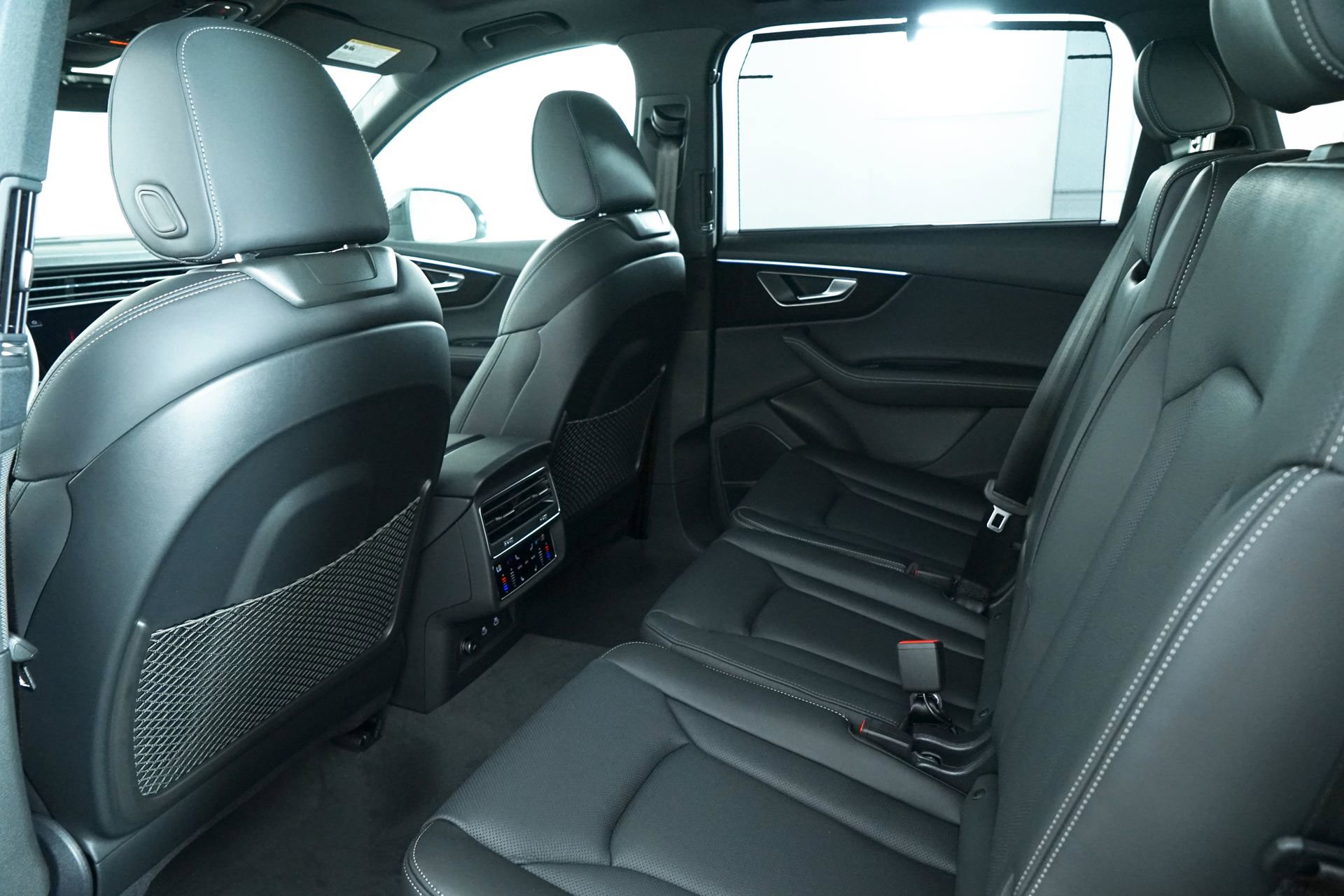 New 2025 Audi Q7 3.0T Prestige image 22