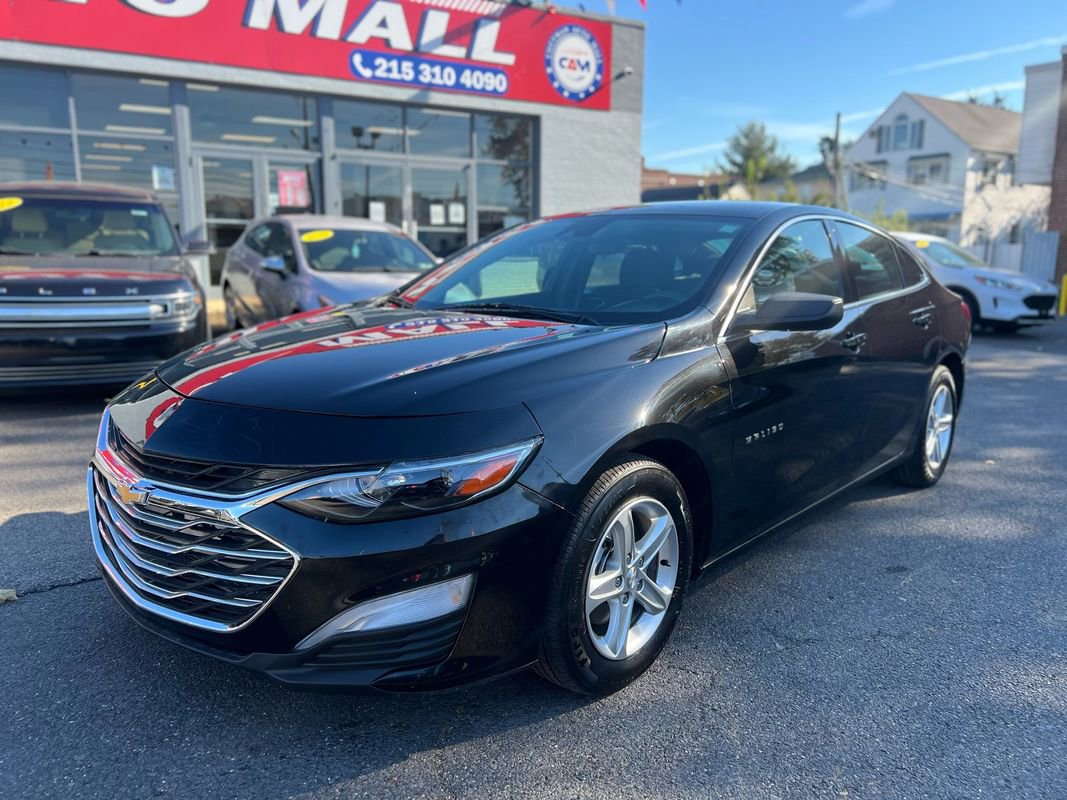Used 2023 Chevrolet Malibu LS FWD image 1