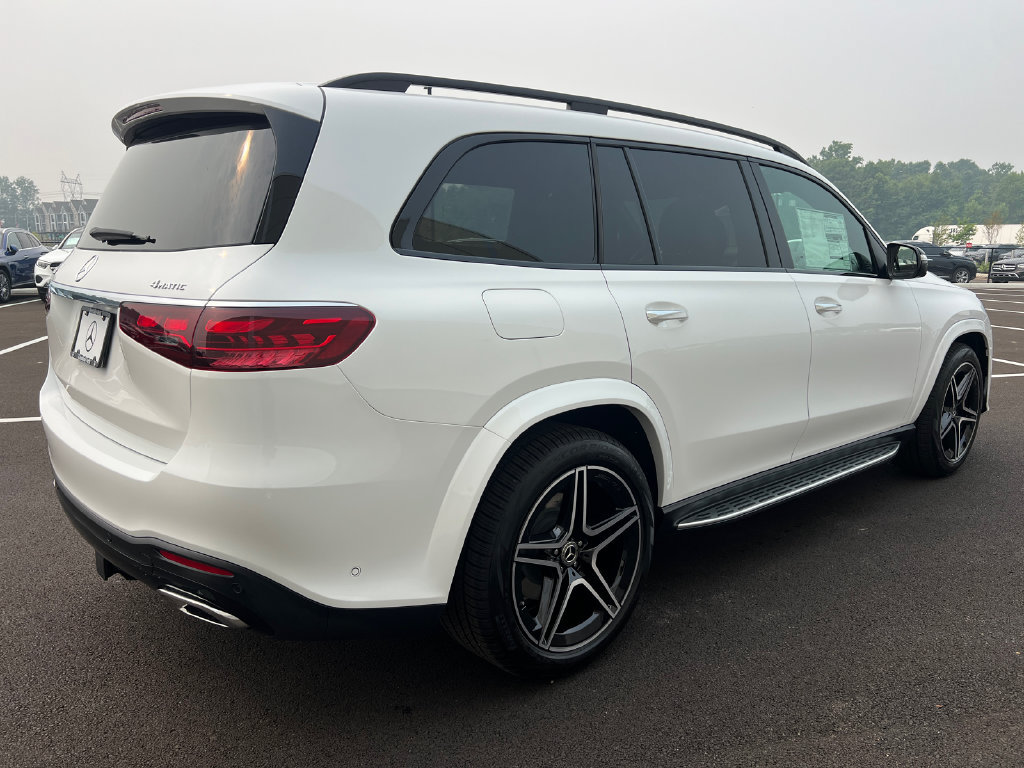 New 2026 Mercedes-Benz GLS 450 4MATIC image 8