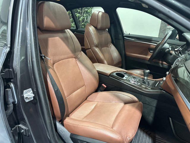 Used 2013 BMW 550i Sedan RWD image 55