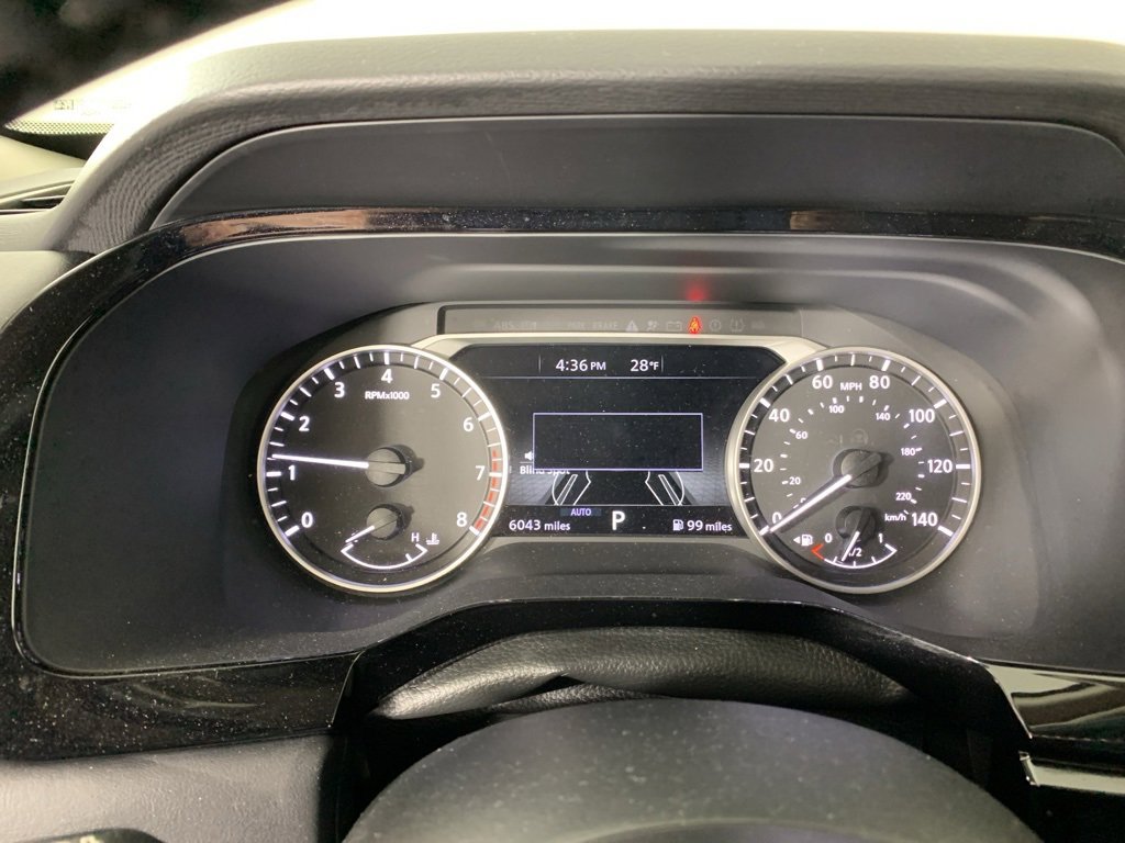 Used 2025 Nissan Pathfinder SV image 21