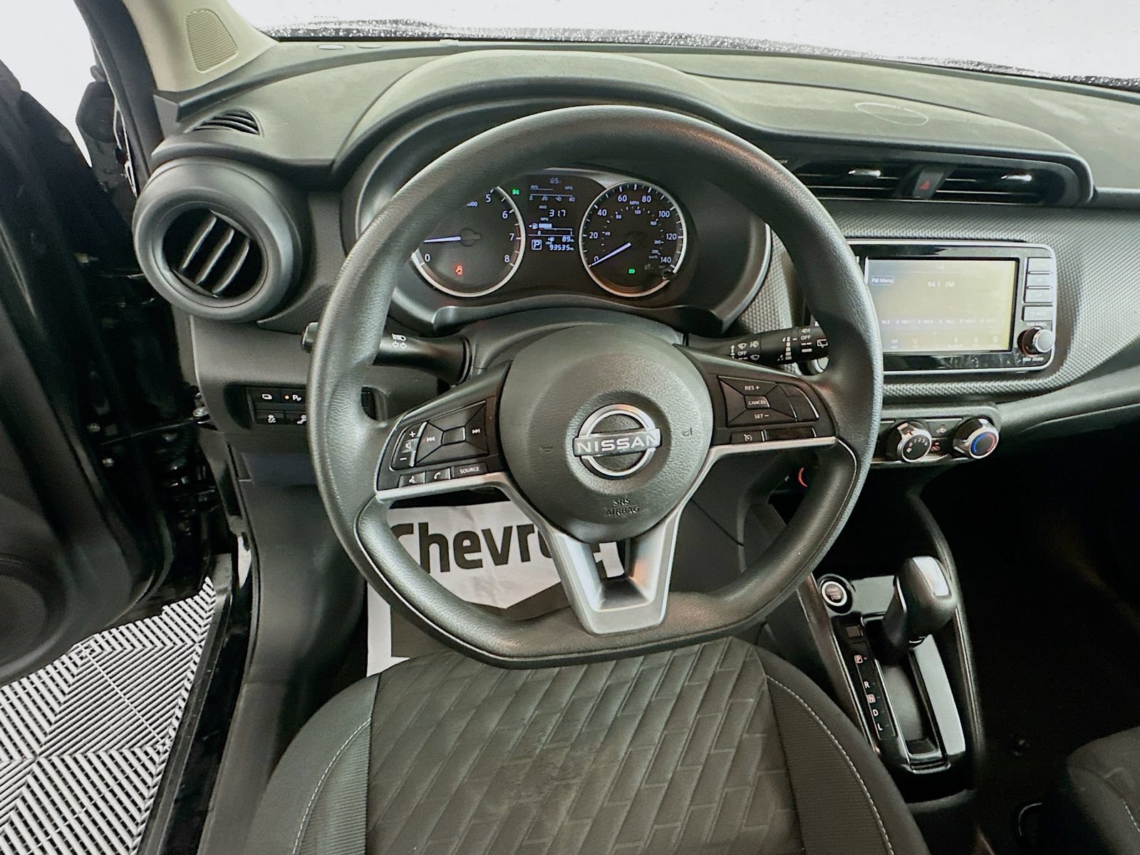 Used 2022 Nissan Kicks S FWD image 11