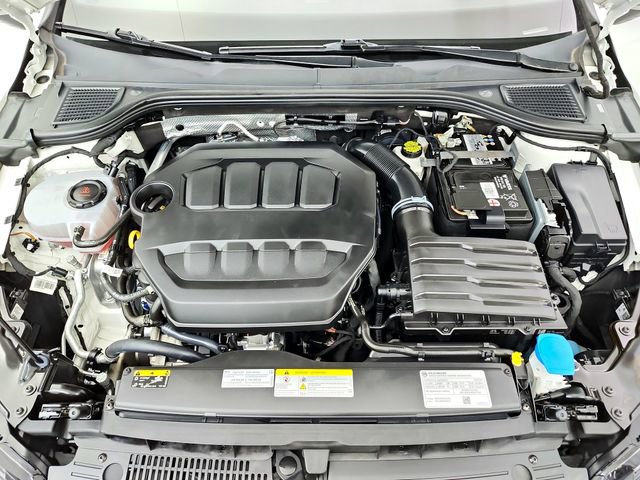 Used 2022 Volkswagen GTI SE FWD image 34