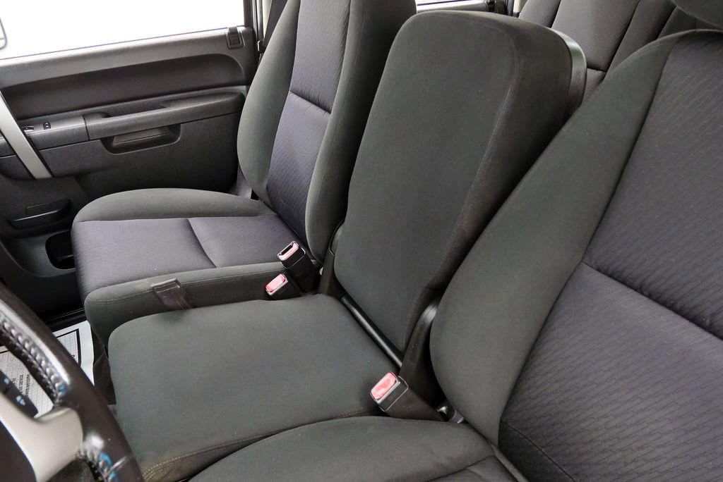 Used 2013 Chevrolet Silverado 2500 LT w/ Interior Plus Package image 36