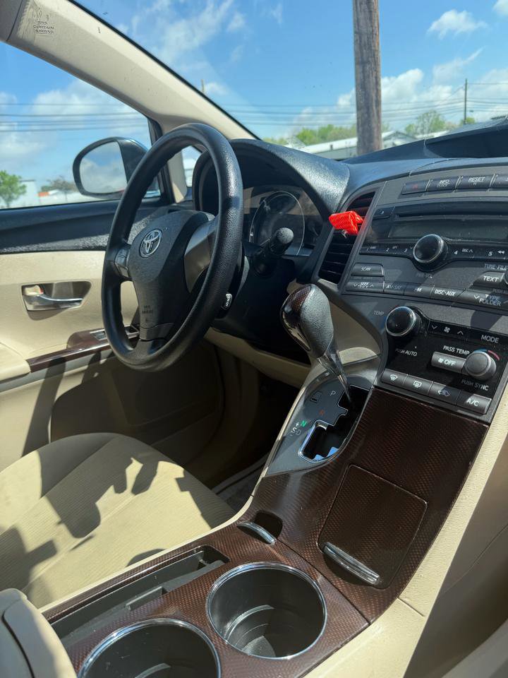 Used 2009 Toyota Venza FWD image 26
