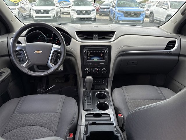 Used 2016 Chevrolet Traverse LT w/ Style and Technology Package image 16