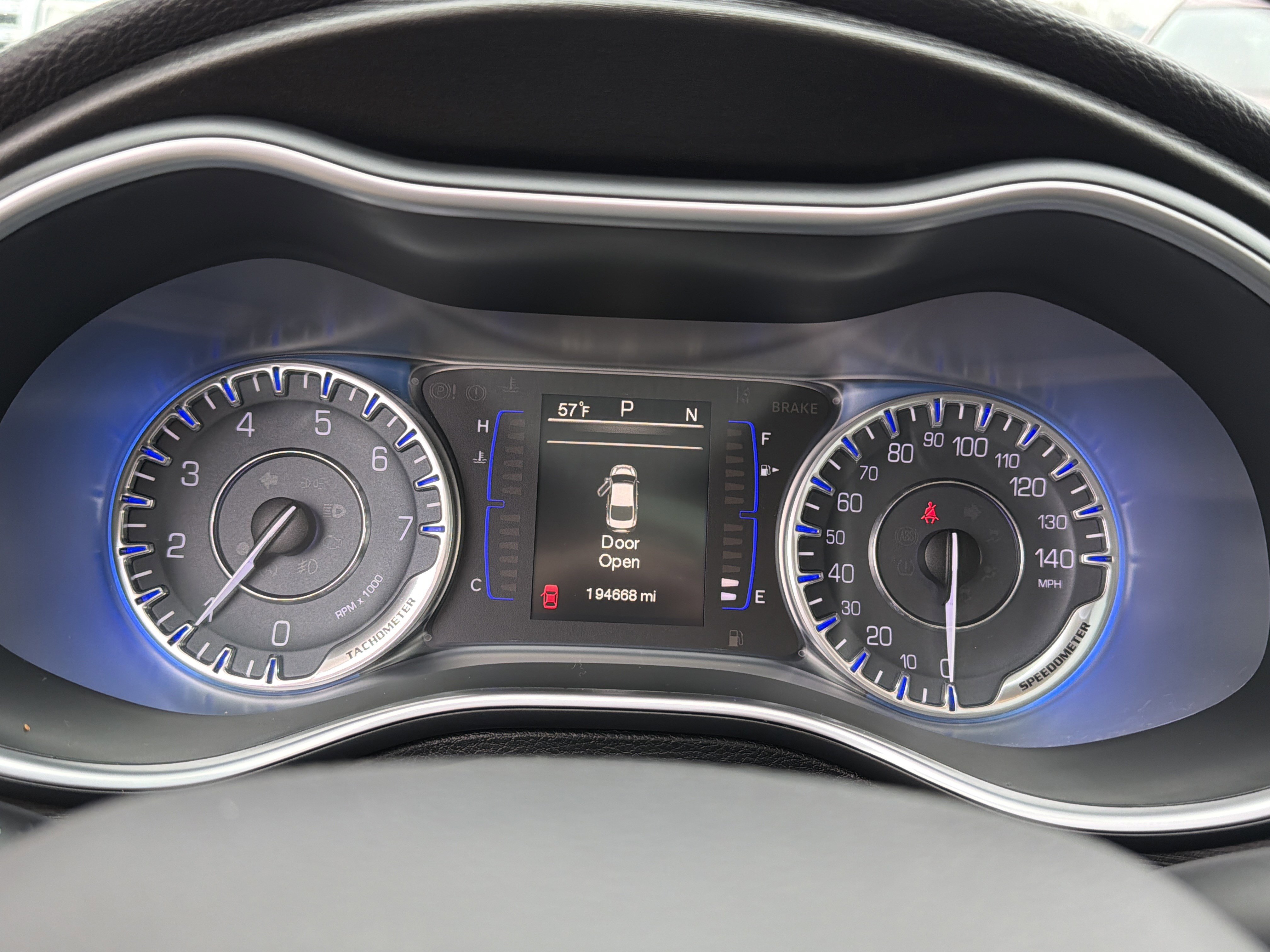 Used 2015 Chrysler 200 Limited w/ Convenience Group FWD image 21