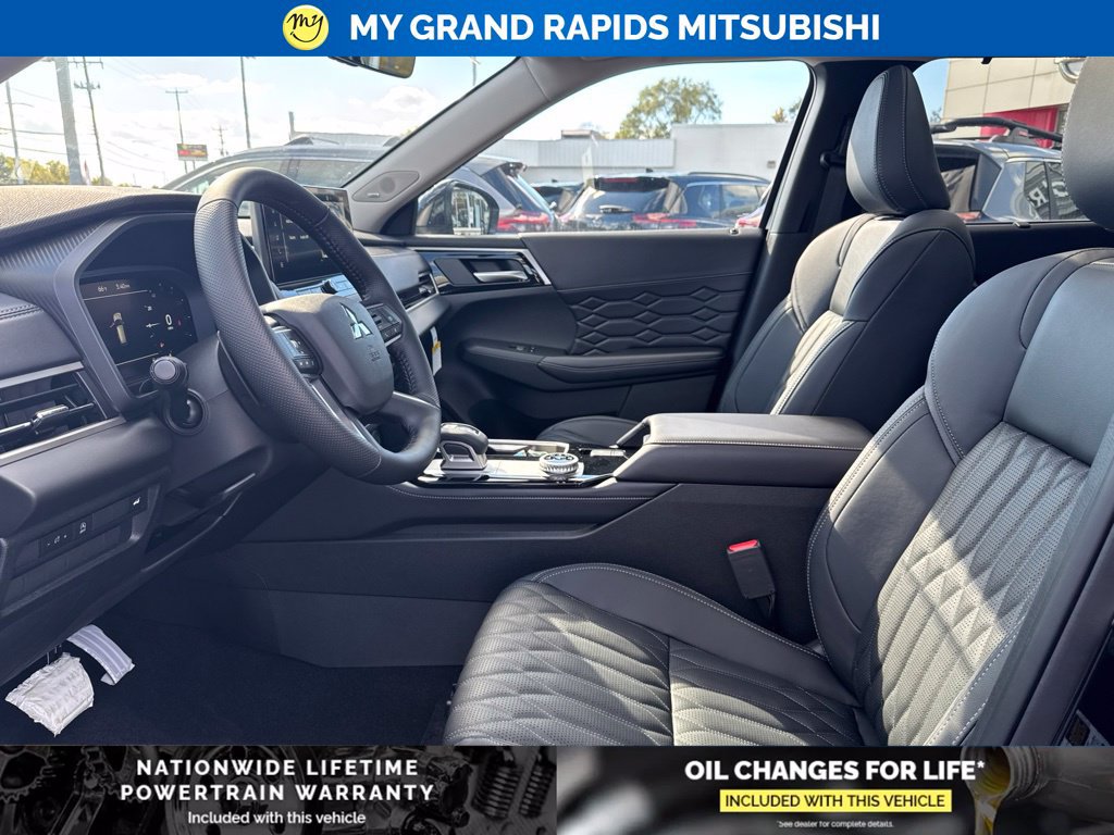 New 2026 Mitsubishi Outlander SEL AWD/4WD image 9