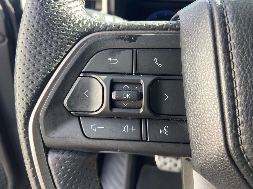 Used 2024 Toyota Tacoma TRD Sport RWD image 33