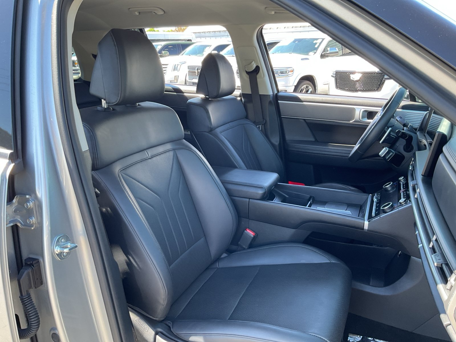 Used 2024 Hyundai Santa Fe SEL FWD image 21