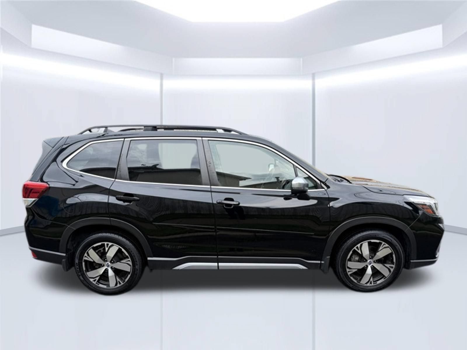 Used 2021 Subaru Forester Touring AWD/4WD image 4