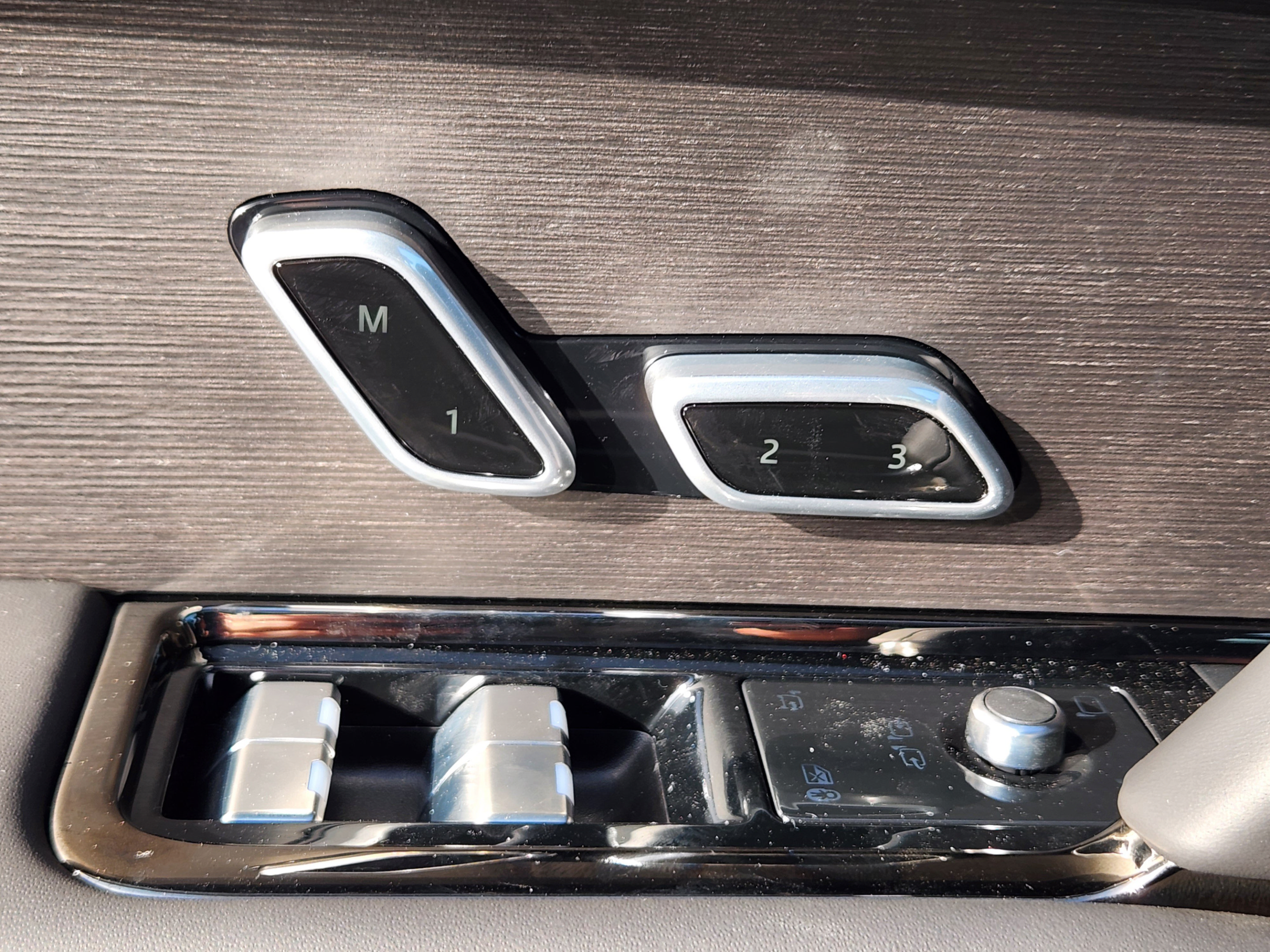 New 2026 Land Rover Range Rover Sport Dynamic SE AWD/4WD image 16
