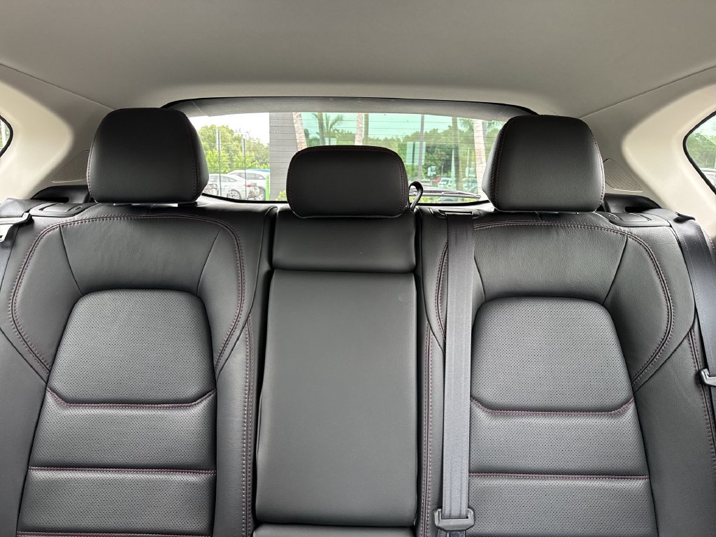 Certified 2024 MAZDA CX-5 Carbon Edition AWD/4WD image 18