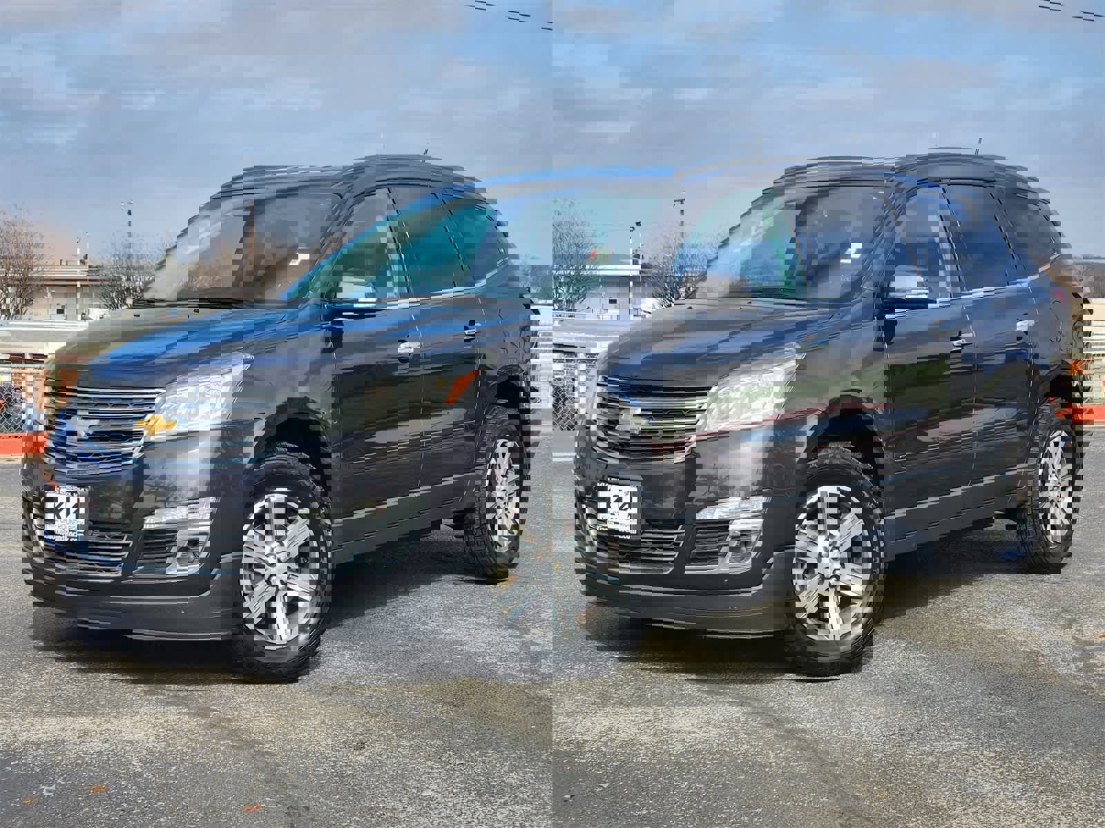 Used 2017 Chevrolet Traverse LT