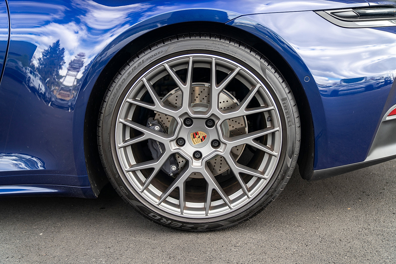 Certified 2025 Porsche 911 Carrera image 25