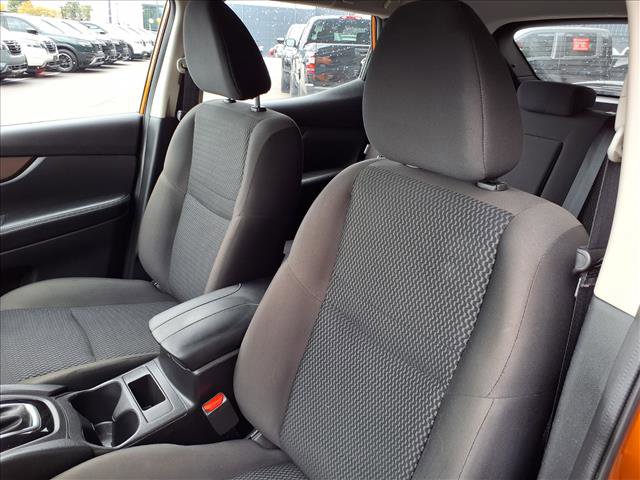 Used 2021 Nissan Rogue Sport S image 12