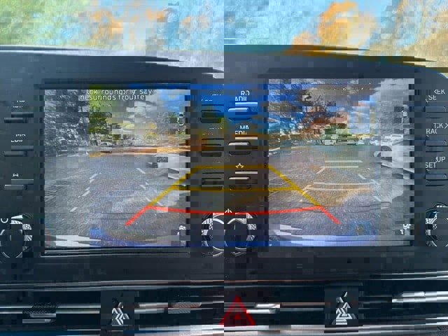 Used 2023 Hyundai Elantra SEL image 24