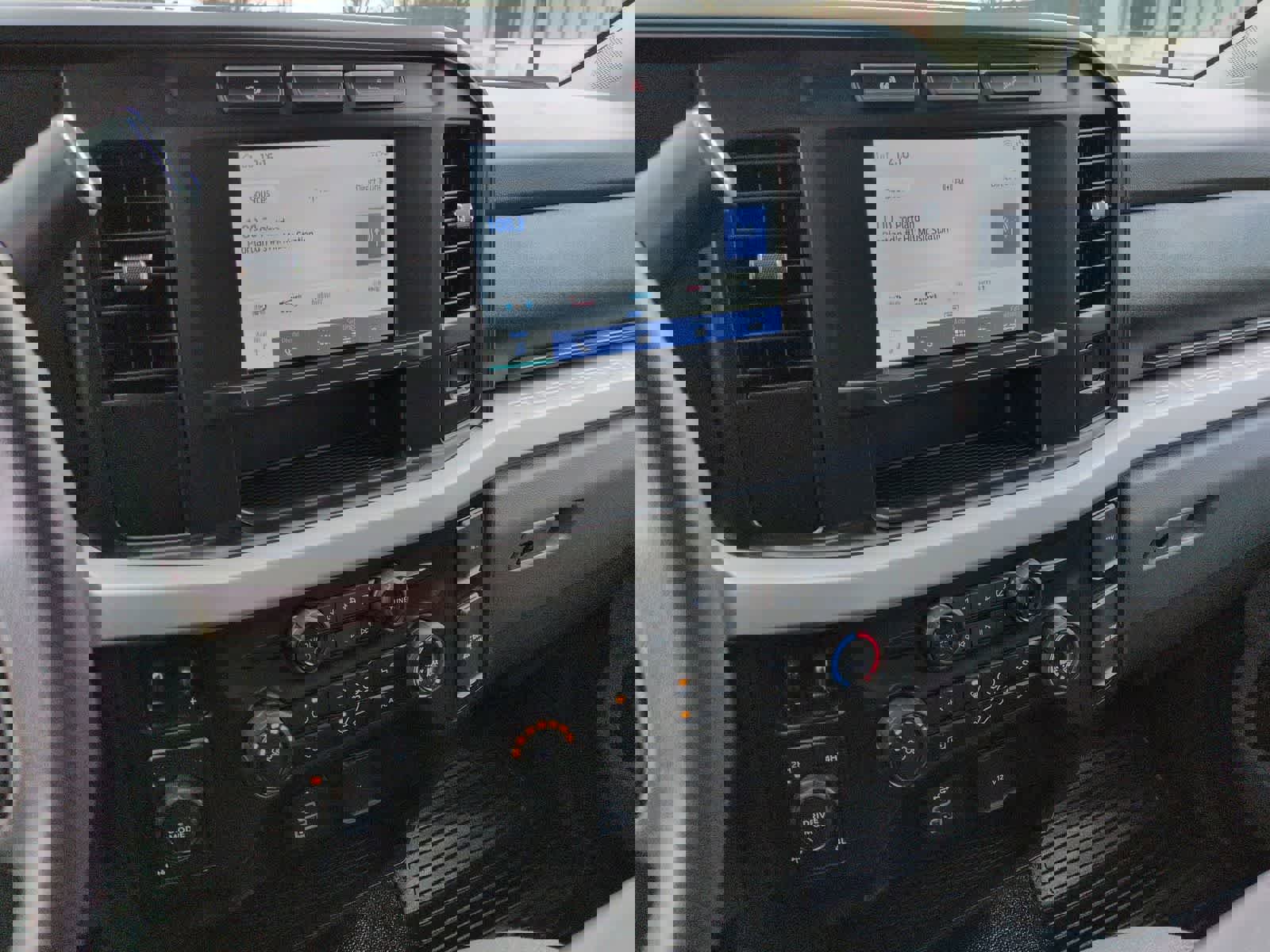 Used 2024 Ford F350 XLT image 26