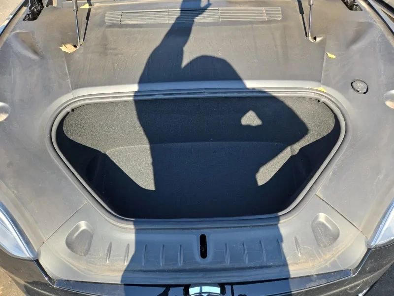 Used 2022 Tesla Model S Plaid image 12