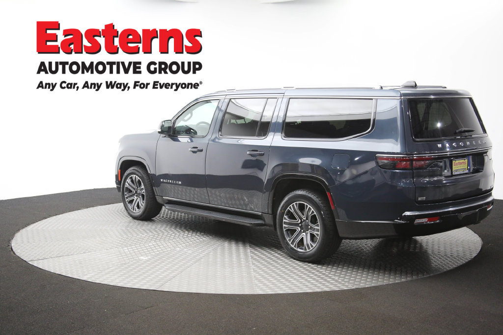 Used 2024 Jeep Wagoneer L Series II w/ Flexible Seating Group RWD image 72