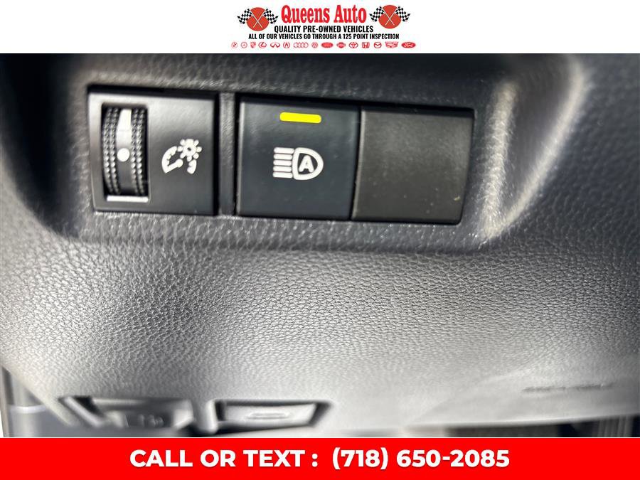 Used 2019 Toyota RAV4 XLE w/ All Weather Liner Package AWD/4WD image 47