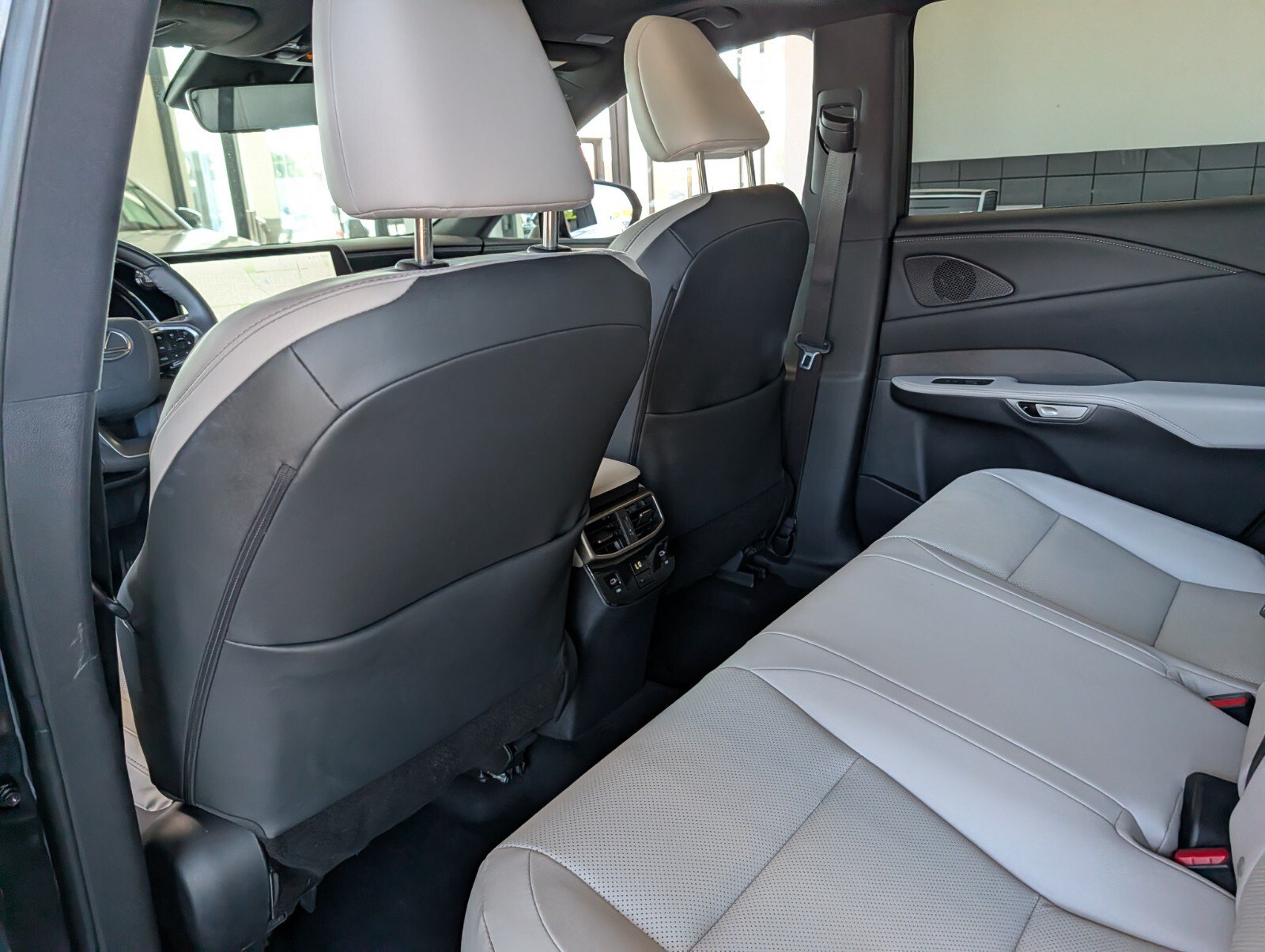 Used 2024 Lexus RX 350 Premium w/ Convenience Package AWD/4WD image 13