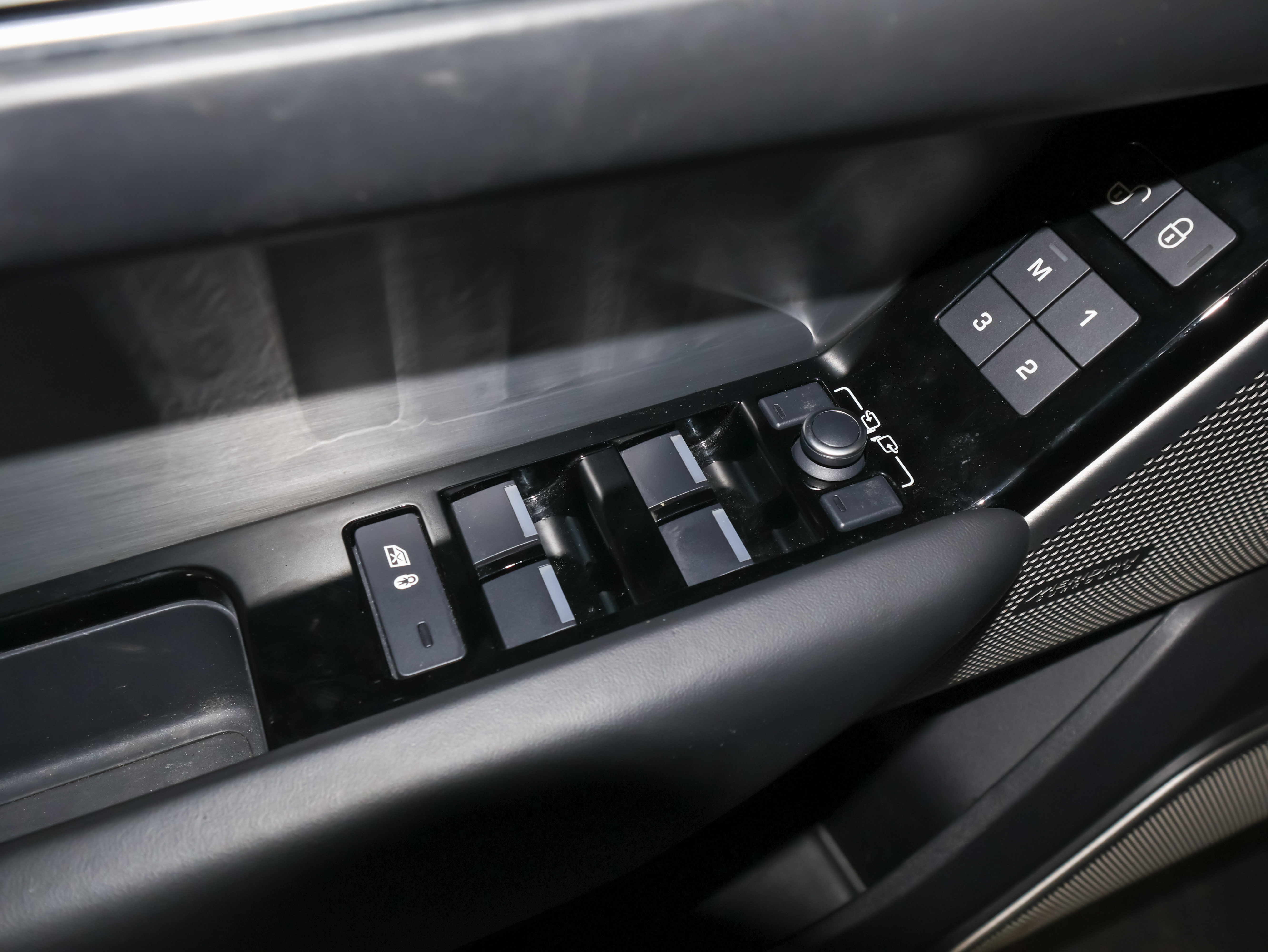 Used 2020 Land Rover Range Rover Velar SV Autobiography Dynamic AWD/4WD image 20