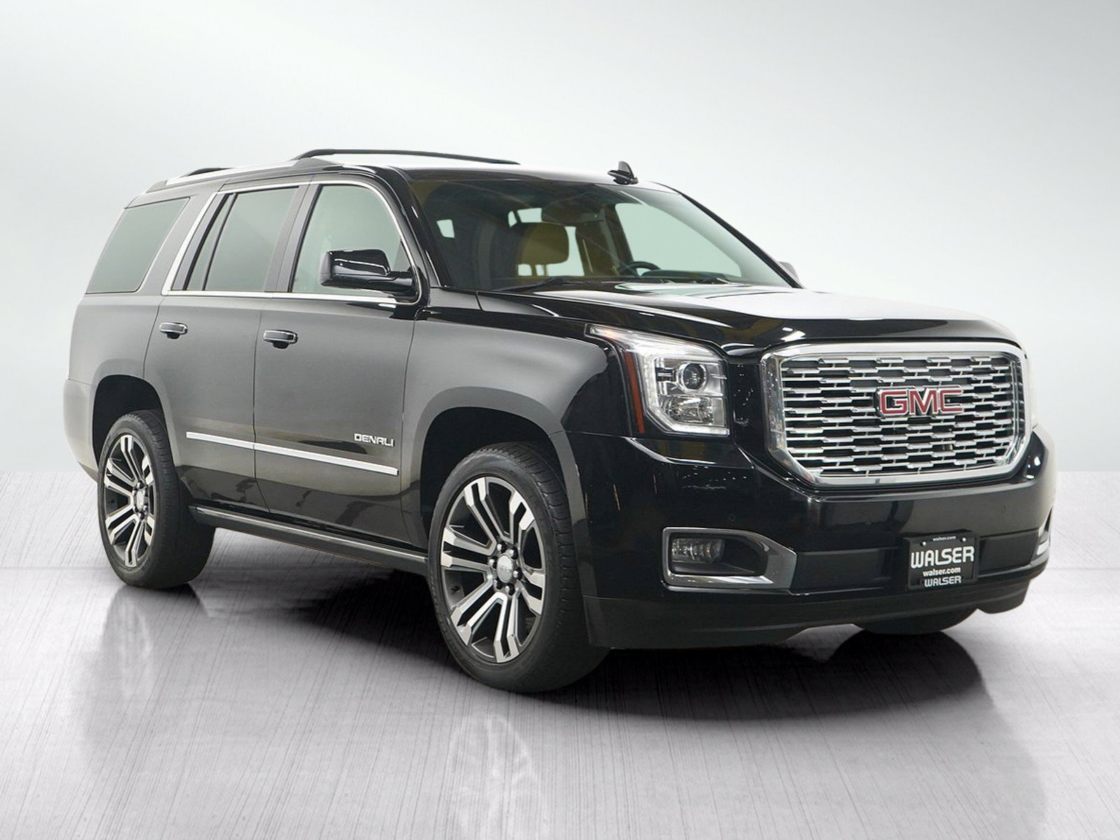 Used 2018 GMC Yukon Denali AWD/4WD image 7