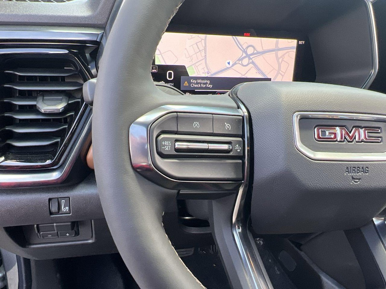 New 2025 GMC Canyon AT4 w/ Nightfall Edition image 24