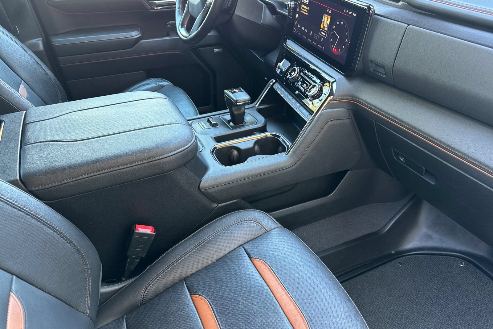 Certified 2023 GMC Sierra 1500 AT4 w/ AT4 Premium Package AWD/4WD image 16