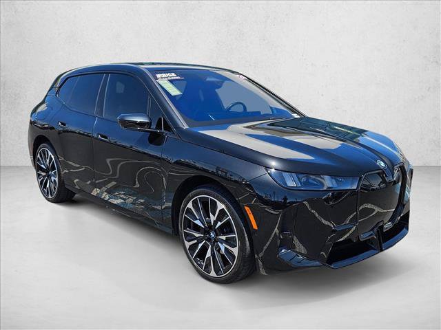 Used 2026 BMW iX xDrive45 w/ M Sport Package AWD/4WD image 3