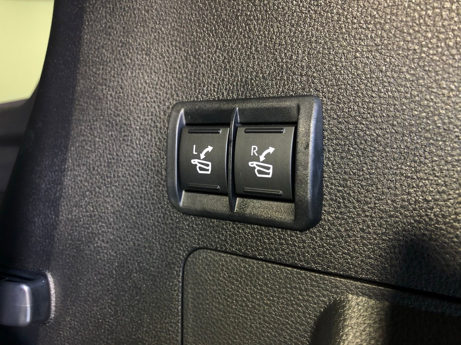 New 2026 Toyota Sequoia Platinum image 27