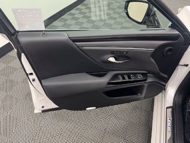 Certified 2023 Lexus ES 350 w/ Premium Package FWD image 9