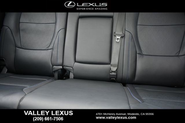 Used 2025 Toyota Tundra Platinum AWD/4WD image 11