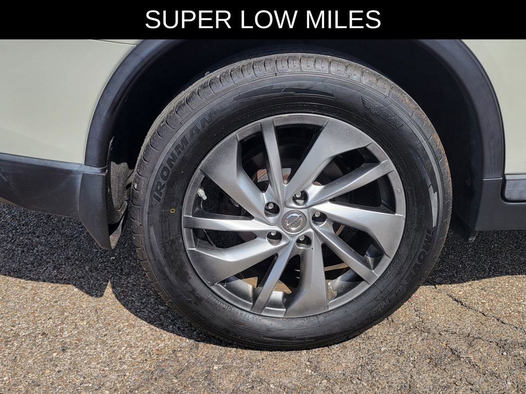 Used 2015 Nissan Rogue SL w/ SL Premium Package image 5