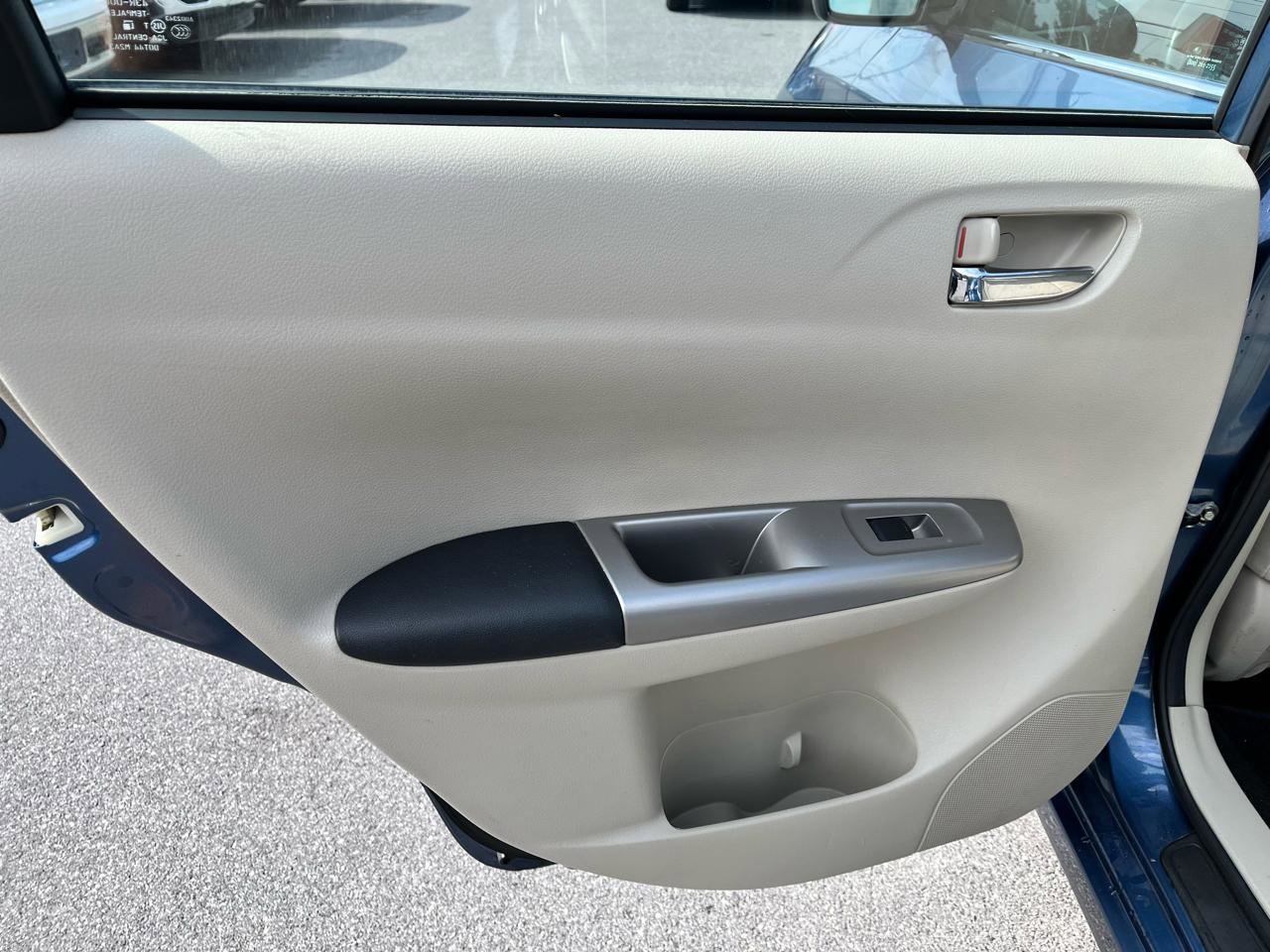 Used 2010 Subaru Impreza 2.5i Premium image 15