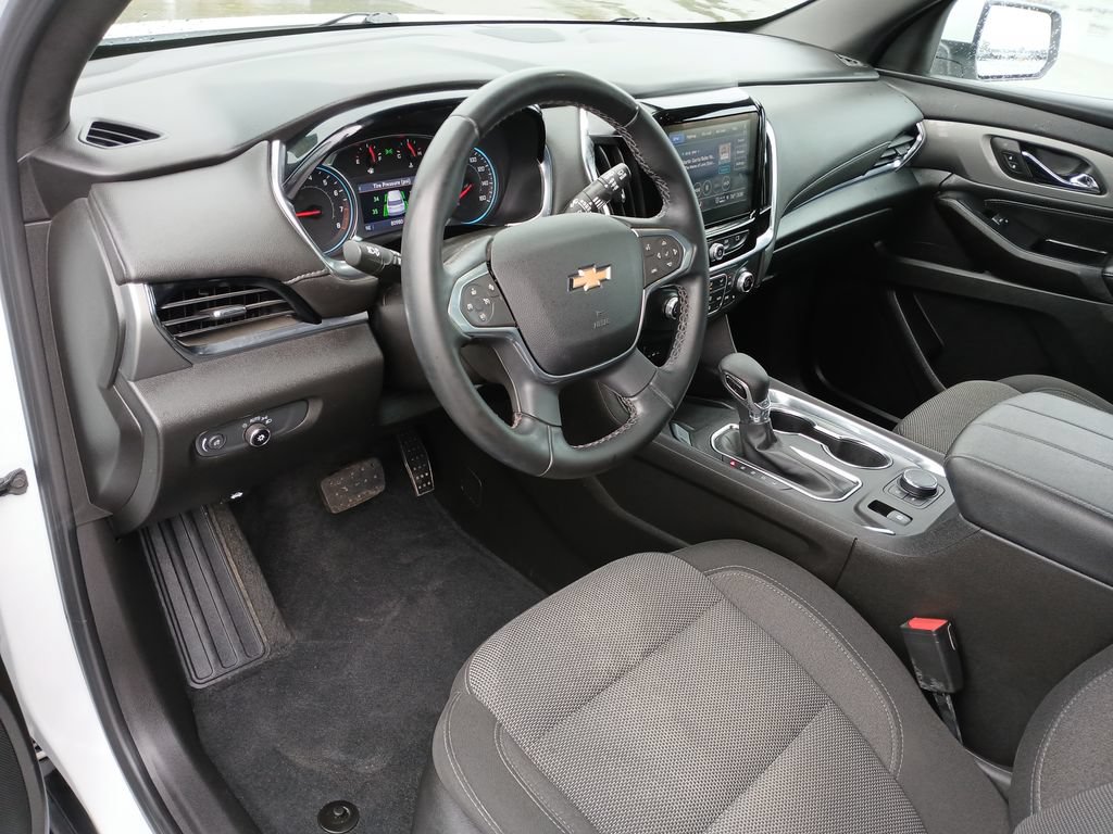 Certified 2023 Chevrolet Traverse LT FWD image 10