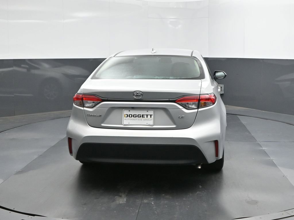 Used 2024 Toyota Corolla LE FWD image 5