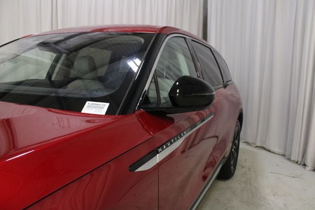 New 2026 Lincoln Nautilus Premier AWD/4WD image 35