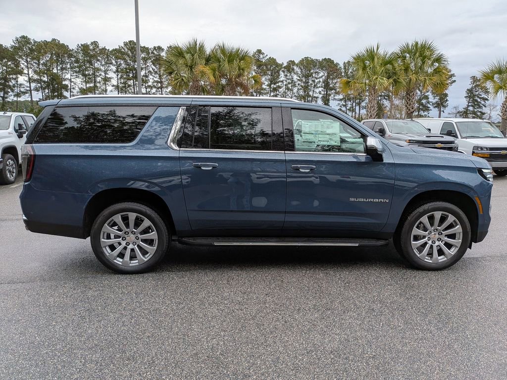 New 2026 Chevrolet Suburban Premier image 3