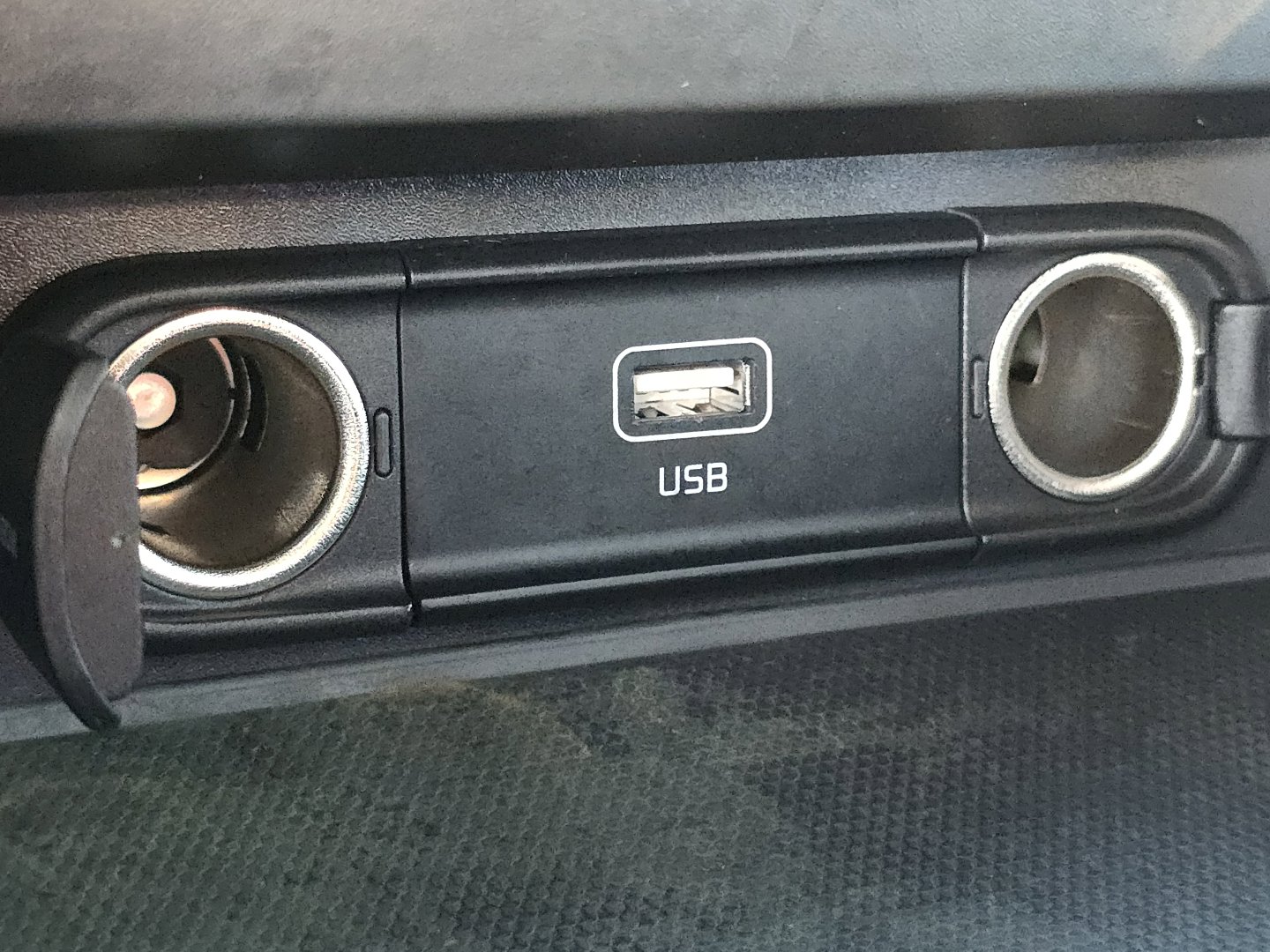Used 2023 Kia Soul LX w/ LX Technology Package FWD image 4